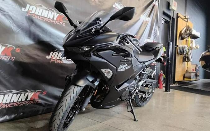 2026 Kawasaki Ninja 500 ABS Metallic Flat Spark Black