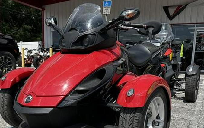 2010 Can-Am® Spyder Roadster RS-S