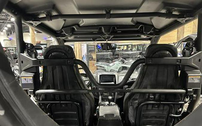 2022 Yamaha Wolverine RMAX4 1000 XT-R