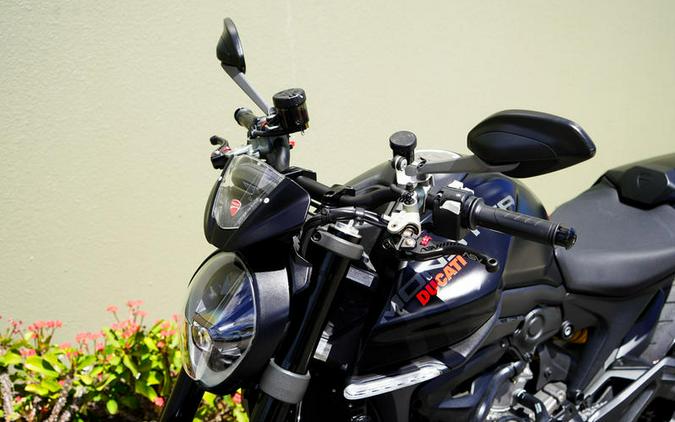 2023 Ducati Monster Dark Stealth