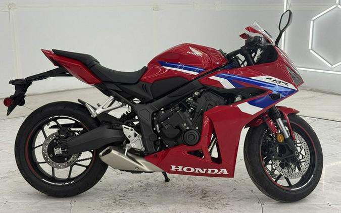 2026 Honda CBR650R E-Clutch