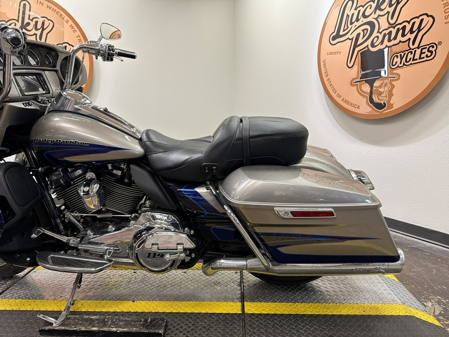2017 Harley-Davidson CVO ELECTRA GLIDE ULTRA LIMITED