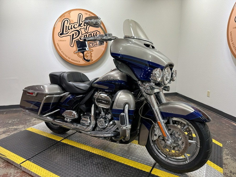 2017 Harley-Davidson CVO ELECTRA GLIDE ULTRA LIMITED