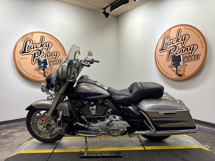 2017 Harley-Davidson CVO ELECTRA GLIDE ULTRA LIMITED