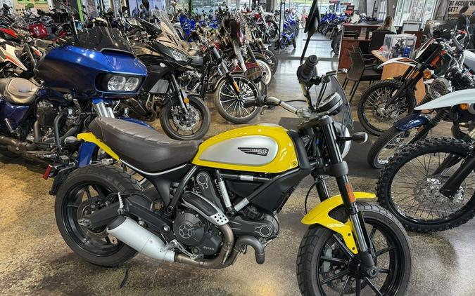 2015 Ducati Scrambler Icon '62 Yellow