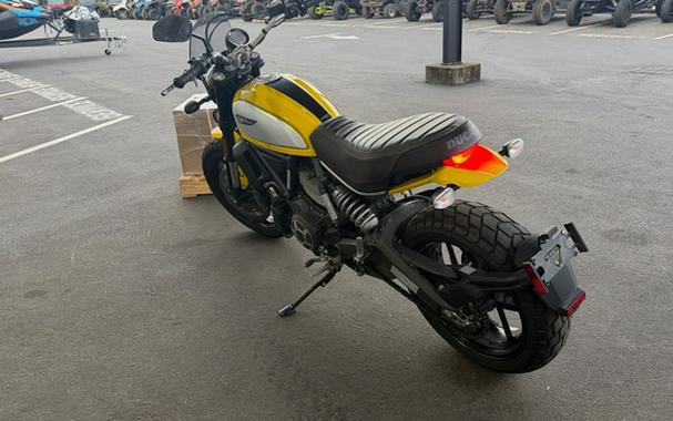 2015 Ducati Scrambler Icon Red Icon '62 Yellow