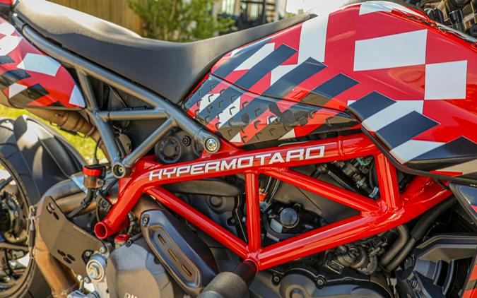 2020 DUCATI HYPERMOTARD 950