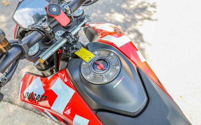 2020 DUCATI HYPERMOTARD 950