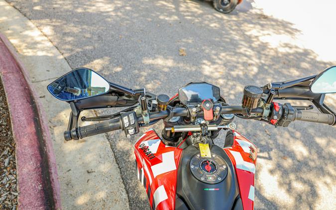 2020 DUCATI HYPERMOTARD 950