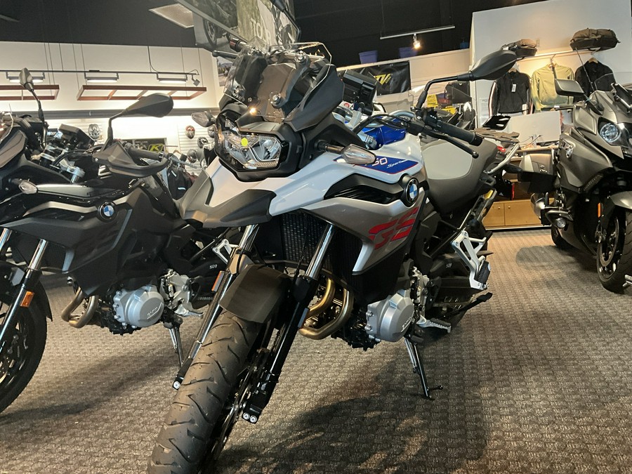 2023 BMW F750GS