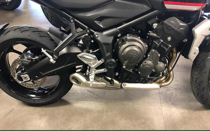 2024 Triumph Trident 660 Sapphire Black