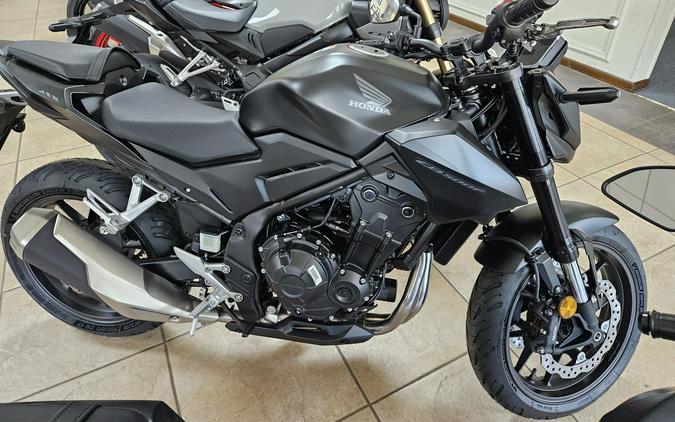 2025 CB500F ABS - Honda