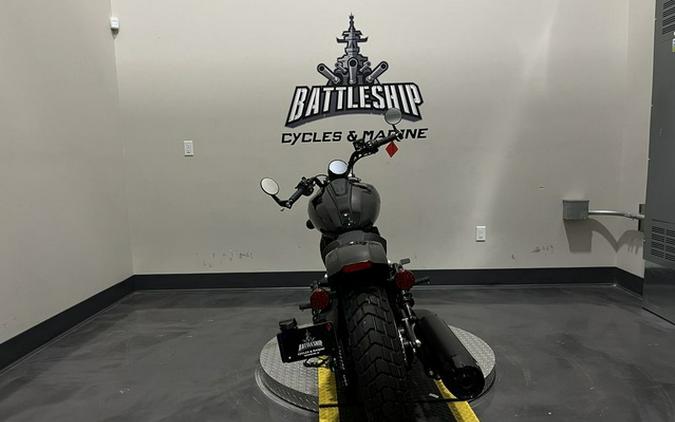 2025 Indian Scout Bobber Black Metallic