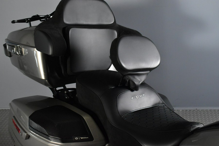 2023 HARLEY-DAVIDSON CVO STREET GLIDE FLHXSE