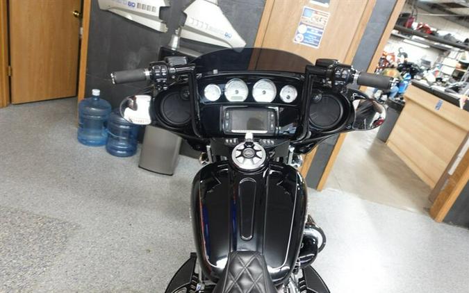 2015 Harley-Davidson Street Glide Special