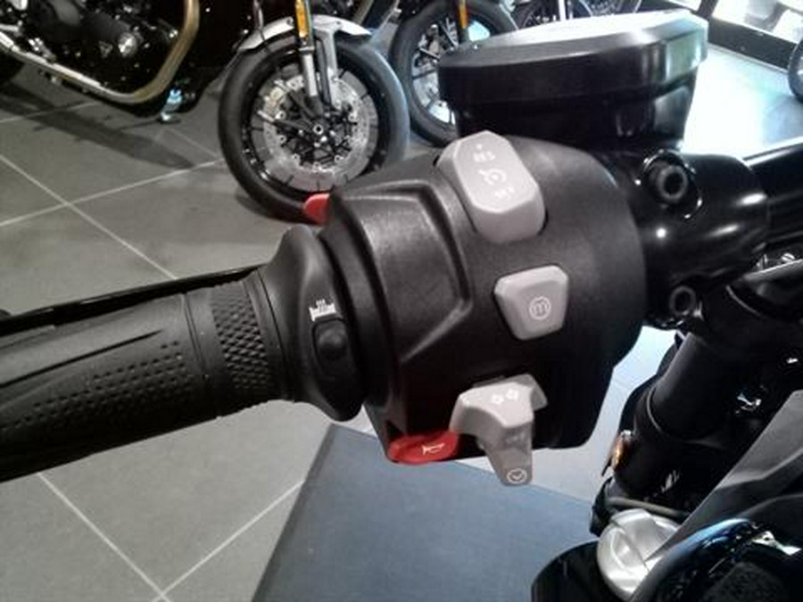 2025 Triumph Rocket 3 GT Storm