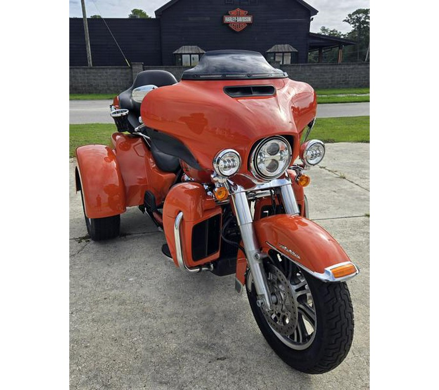 2018 Harley-Davidson® FLHTCUTG - Tri Glide® Ultra