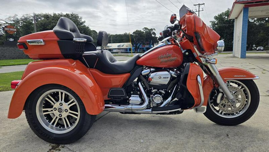 2018 Harley-Davidson® FLHTCUTG - Tri Glide® Ultra