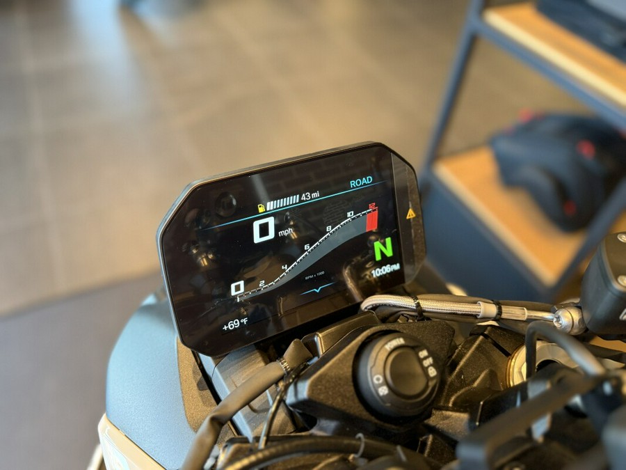 2026 BMW Motorrad 2026 BMW Motorrad S 1000 R WHITE