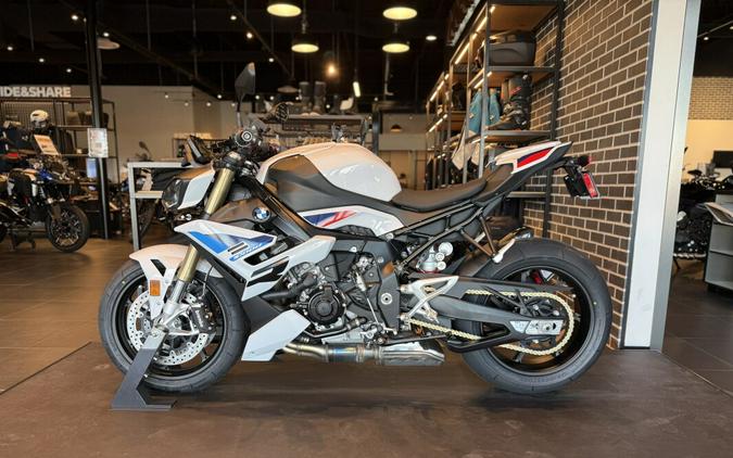 2026 BMW Motorrad 2026 BMW Motorrad S 1000 R WHITE