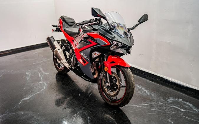 2025 Kawasaki Ninja® 500 ABS