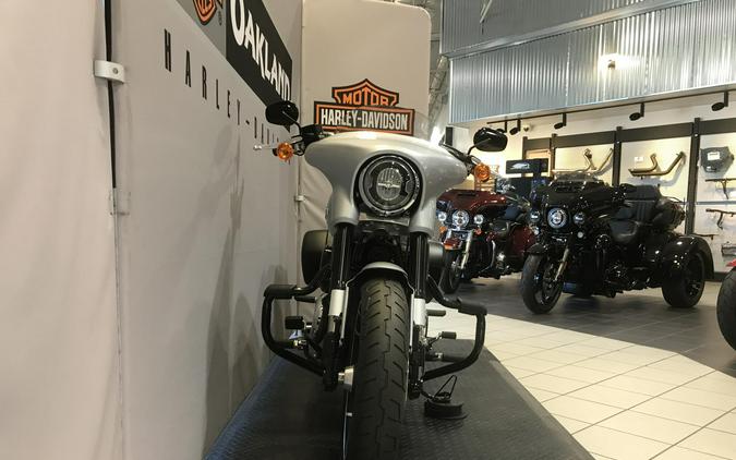 Harley-Davidson® Sport Glide™ 2019