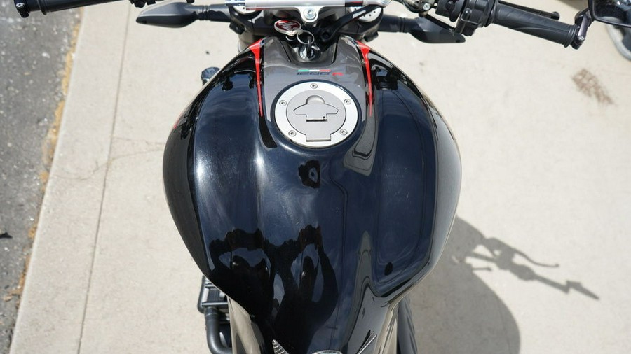 2016 Ducati Monster 1200 R Thrilling Black
