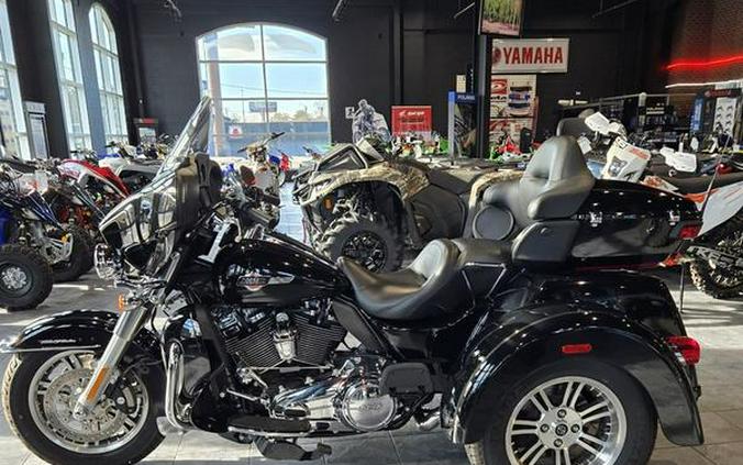 2023 Harley-Davidson® FLHTCUTG - Tri Glide® Ultra