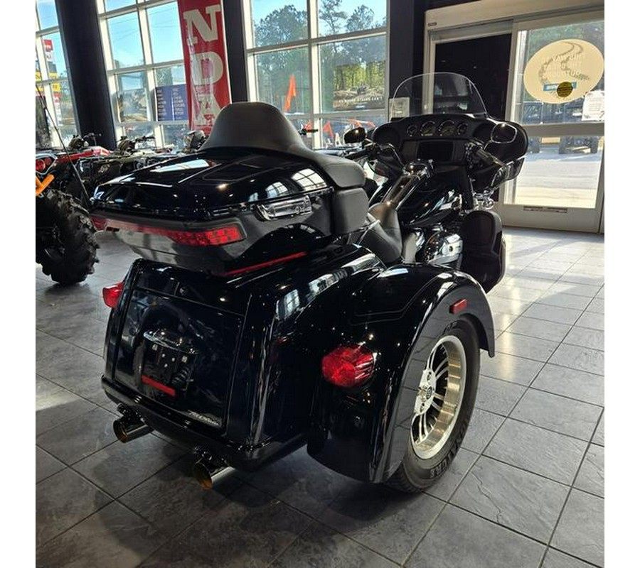 2023 Harley-Davidson® FLHTCUTG - Tri Glide® Ultra