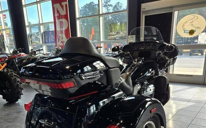 2023 Harley-Davidson® FLHTCUTG - Tri Glide® Ultra