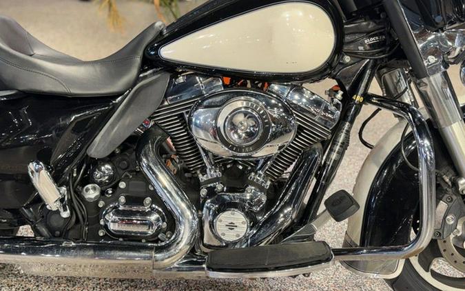 2011 Harley-Davidson FLHTP - Electra Glide Police