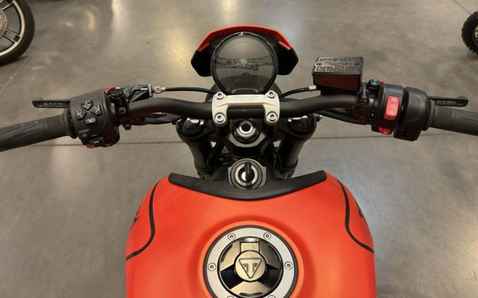 2023 Triumph Trident 660 Matte Baja Orange / Matte Storm Grey 660