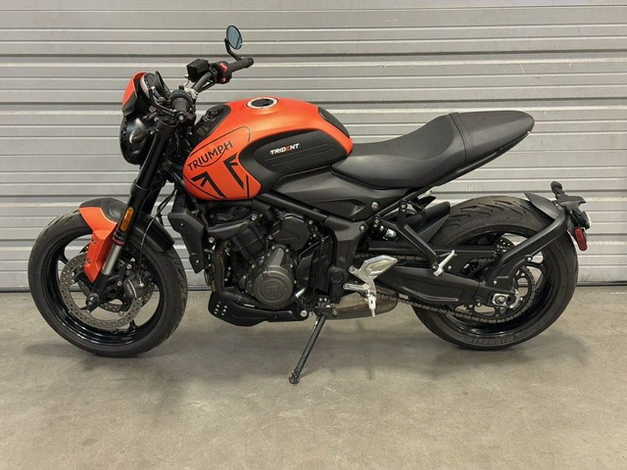 2023 Triumph Trident 660 Matte Baja Orange / Matte Storm Grey 660