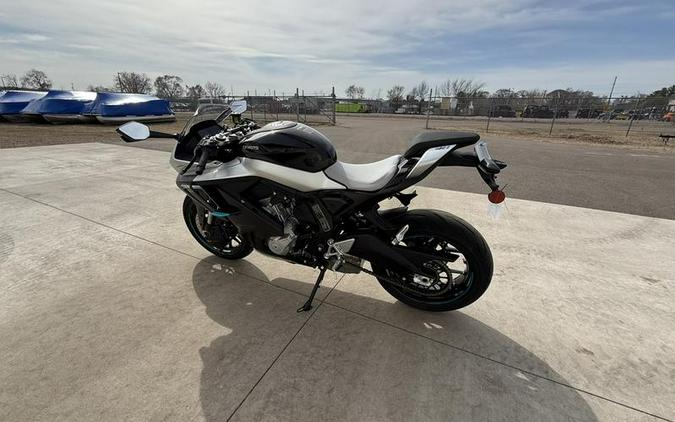 2026 CF Moto Cycle 675SS