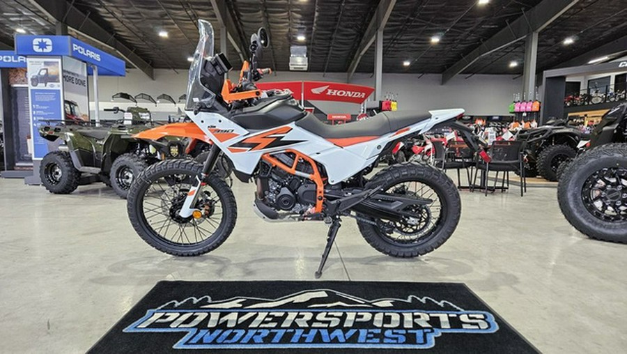 2026 KTM Adventure 390 R