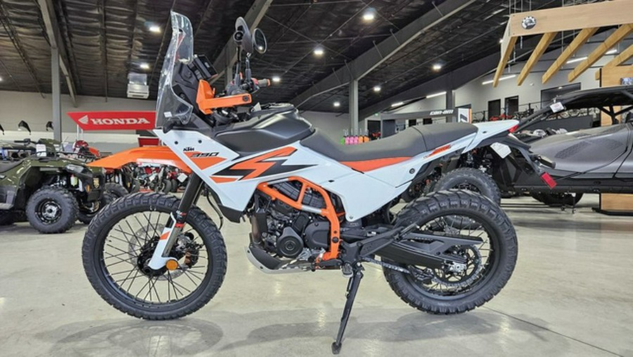 2026 KTM Adventure 390 R