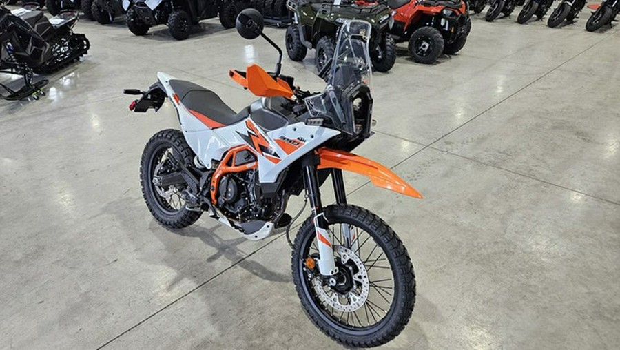 2026 KTM Adventure 390 R