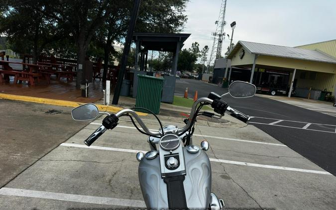 2002 Harley-Davidson® Dyna Wide Glide