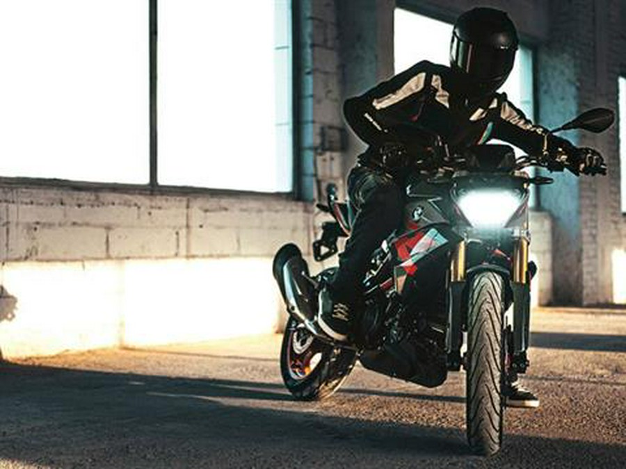 2024 BMW G 310 R