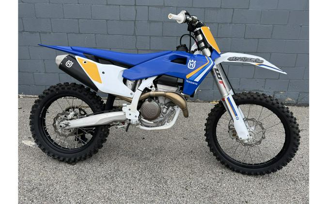 2025 FC 350 HERITAGE - Husqvarna Motorcycles