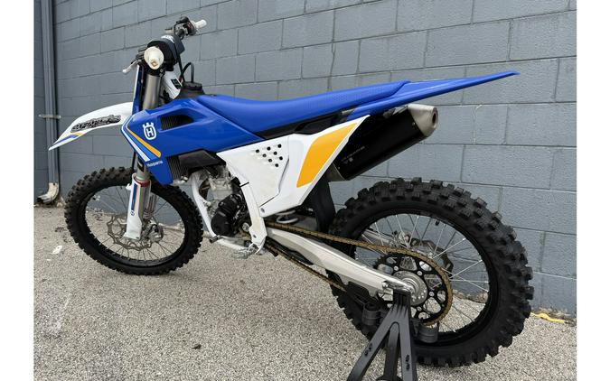 2025 FC 350 HERITAGE - Husqvarna Motorcycles