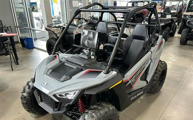 2024 Polaris RZR 200 EFI