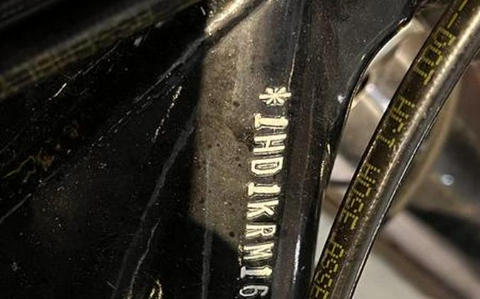 2016 Harley-Davidson® FLHXS - Street Glide® Special