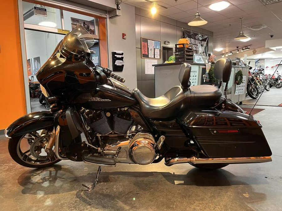 2016 Harley-Davidson® FLHXS - Street Glide® Special