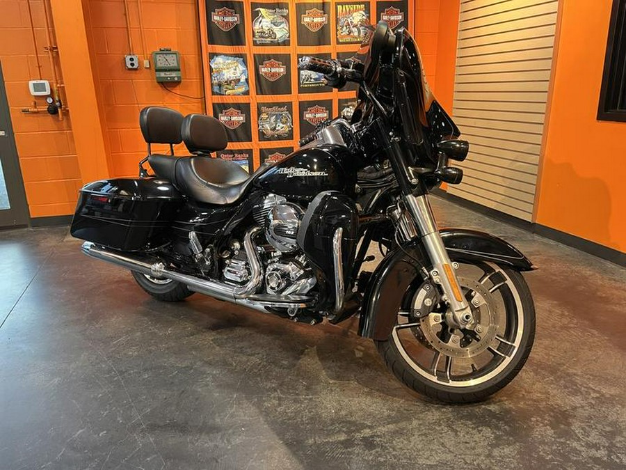 2016 Harley-Davidson® FLHXS - Street Glide® Special