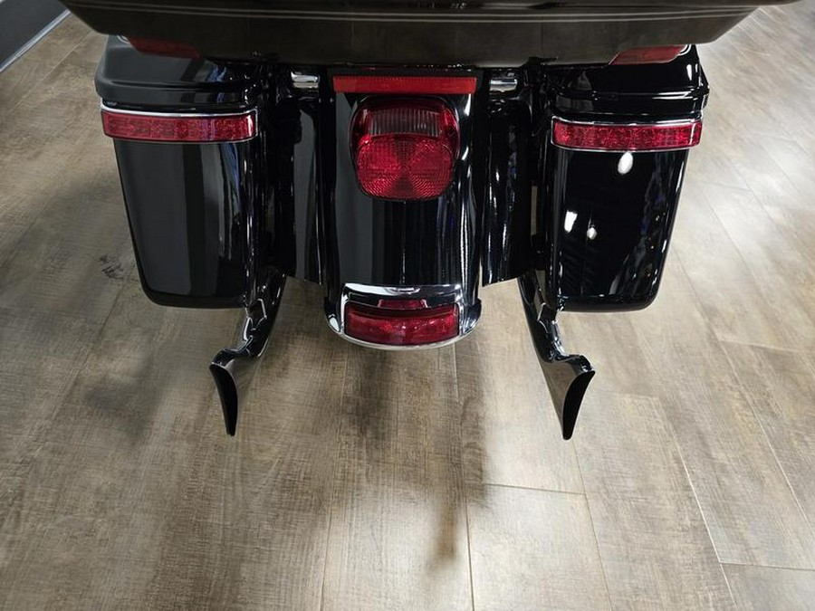 2014 Harley-Davidson® FLHTCU - Electra Glide® Ultra Classic®