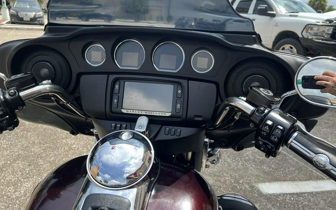 2014 Harley-Davidson FLHTCUTG - Tri Glide Ultra
