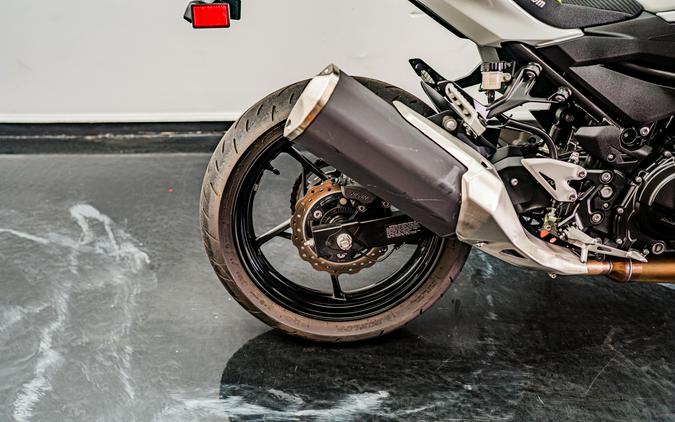 2022 Kawasaki Z400 ABS