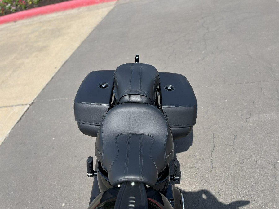 2026 Harley-Davidson® FLHC Heritage Classic Vivid Black Black