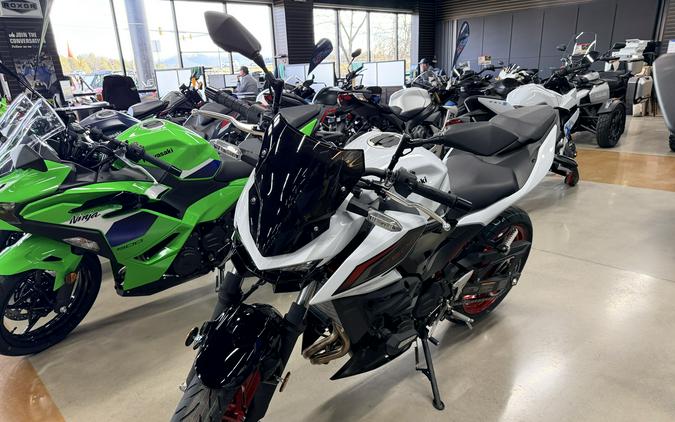 2026 Kawasaki Z500 SE ABS